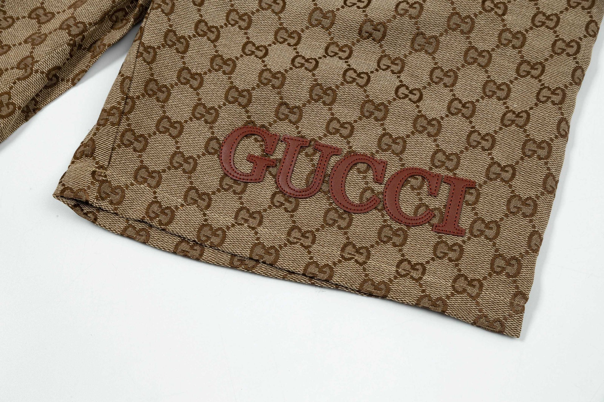 Gucci Signature 7F1D Shorts - Image 83