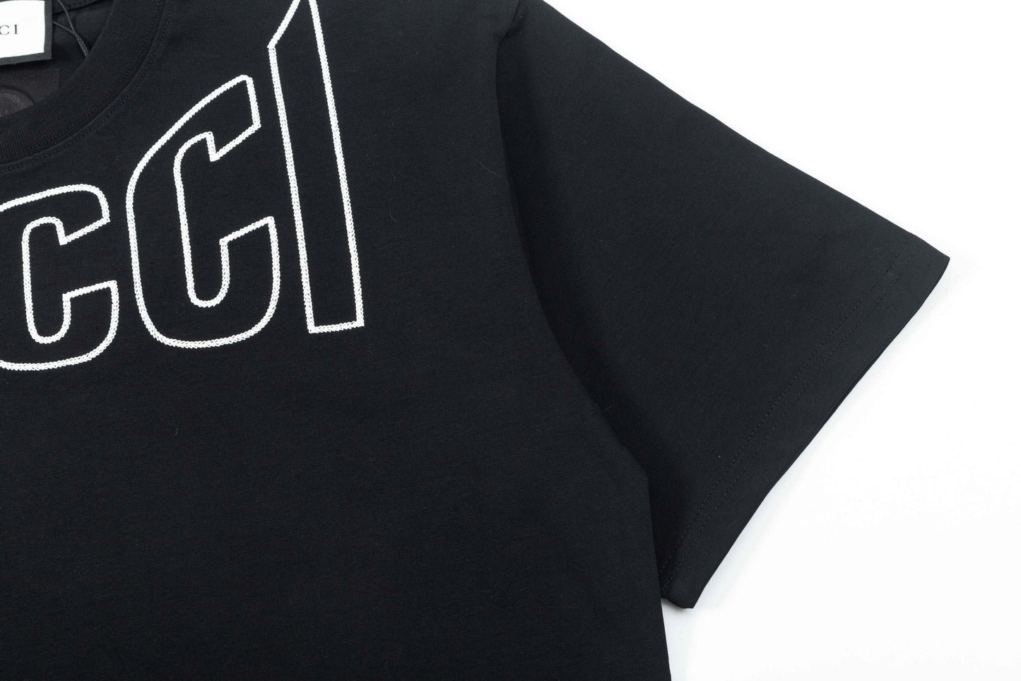 Gucci Logo T-Shirt - Image 6