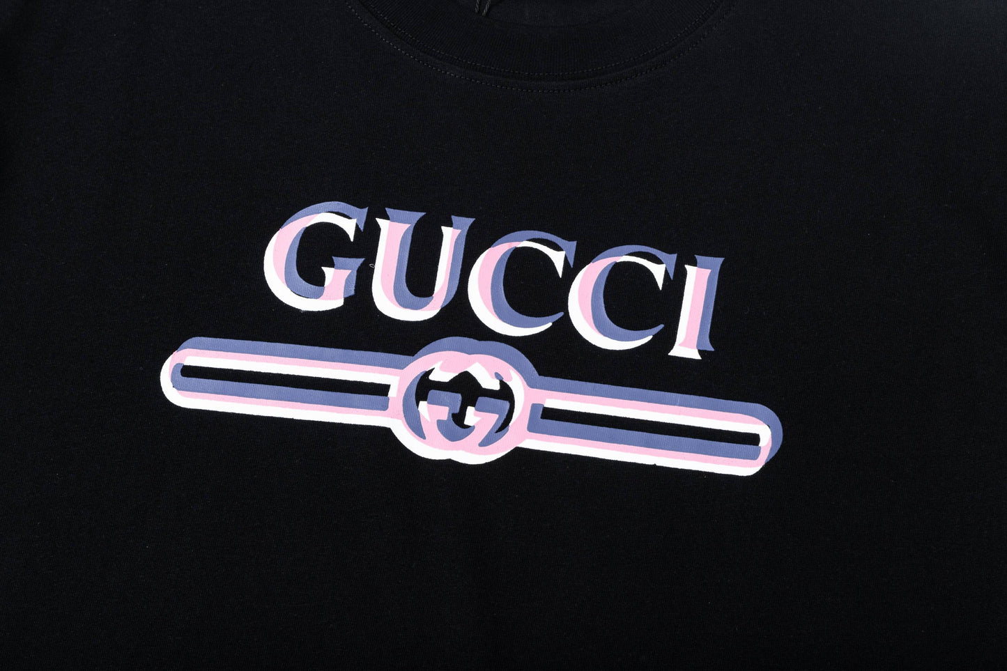 Gucci Logo T-Shirt - Image 22