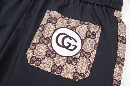 Gucci Signature 5F93 Shorts - Image 6