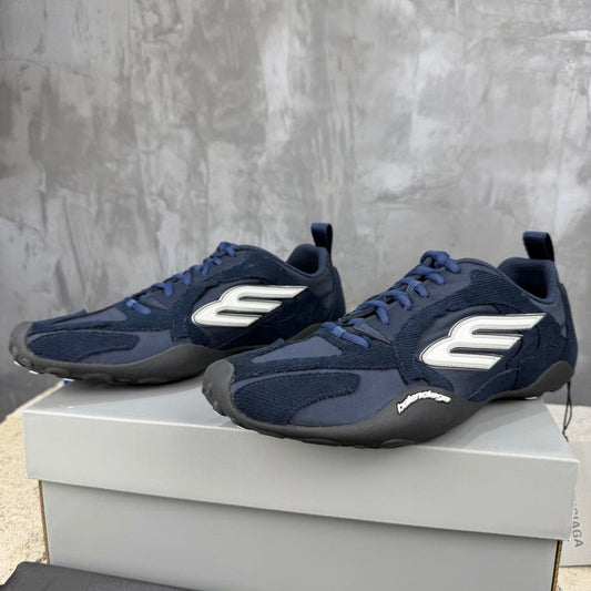 Balenciaga Monday Ultra Sneaker #03 - Color 01 - Image 3