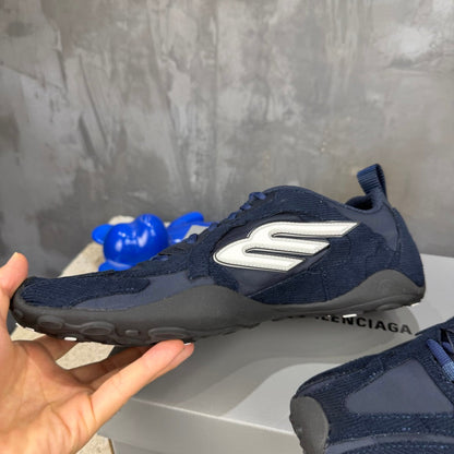 Balenciaga Monday Ultra Sneaker #03 - Color 01 - Image 5