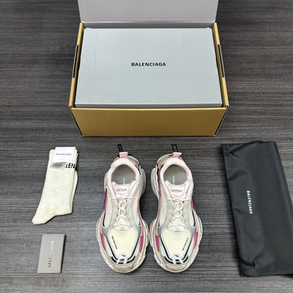 Balenciaga Triple S Sneaker #02 - Color 01 - Image 2