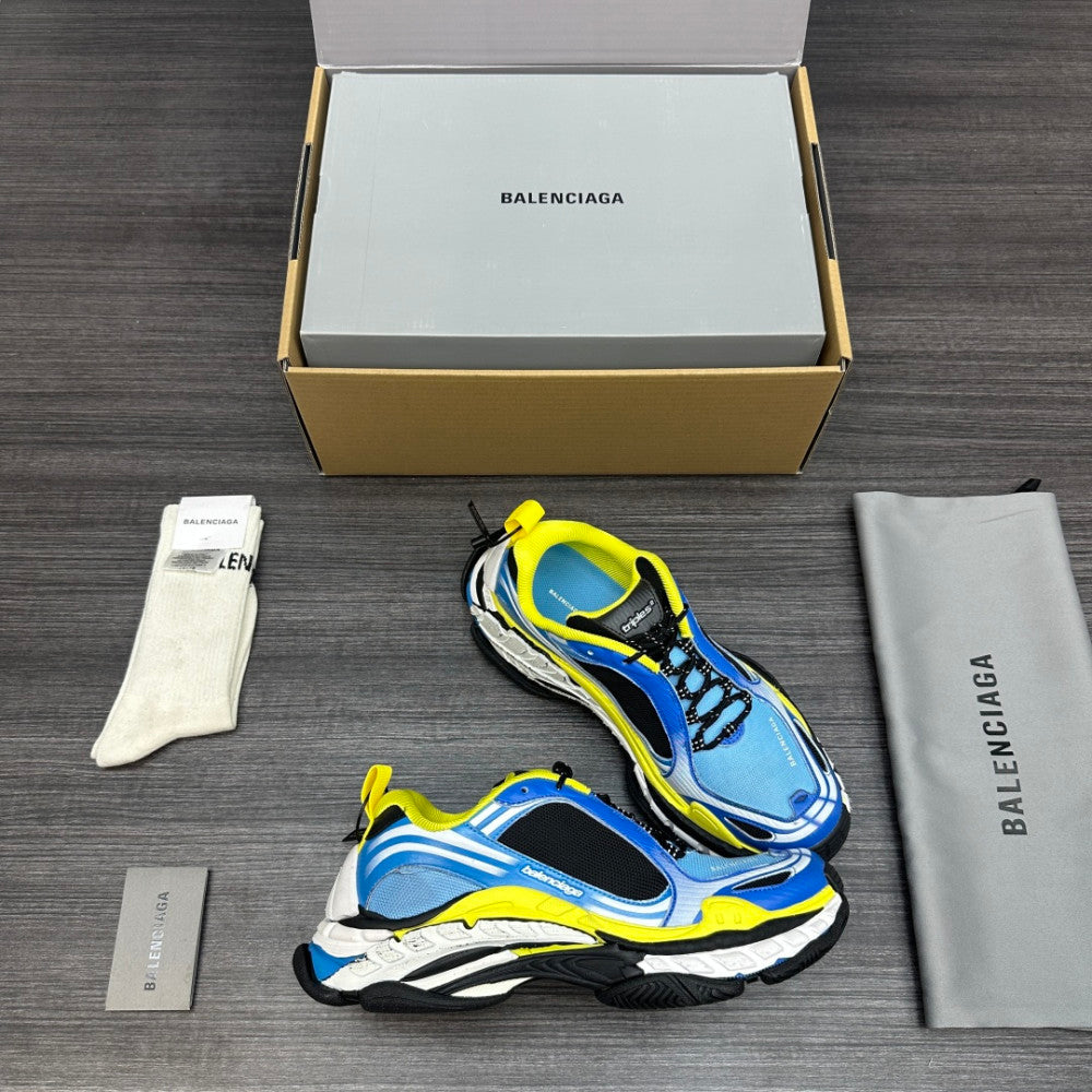 Balenciaga Triple S Sneaker #01 - Color 03 - Image 4