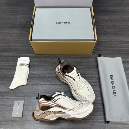 Balenciaga Triple S Sneaker #01 - Color 02 - Image 4
