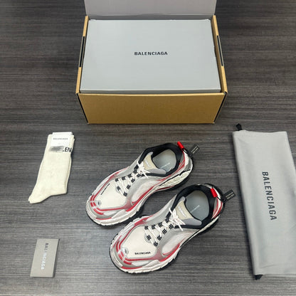 Balenciaga Triple S Sneaker #01 - Color 01 - Image 1