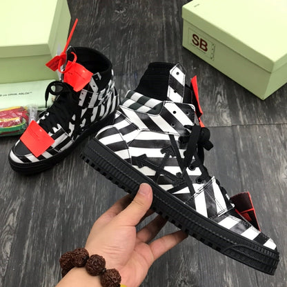OFF-Whlte Arrow Logo Leather Sneakers #43