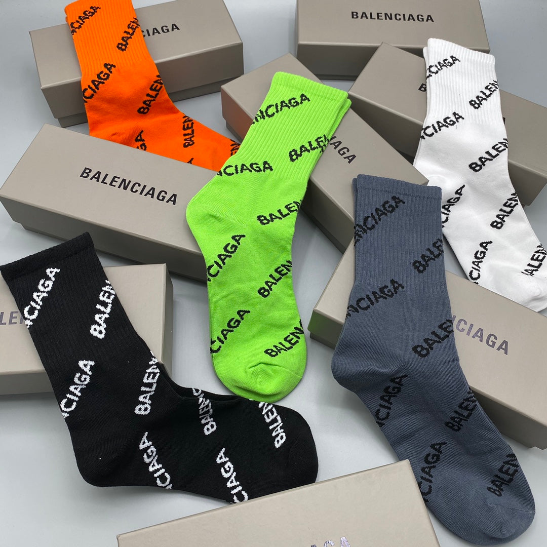Balenciaga Men’s Essentials 5-Pack - Image 4
