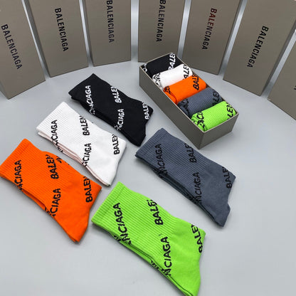 Balenciaga Men’s Essentials 5-Pack - Image 8