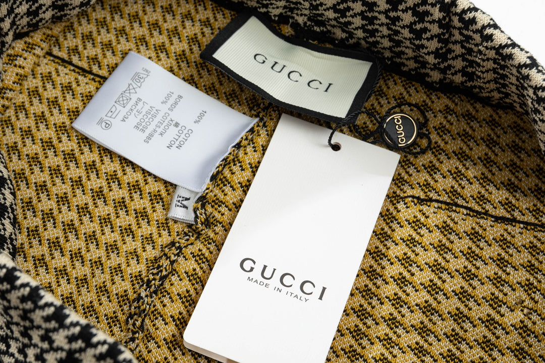Gucci Signature E45E Shorts - Image 4