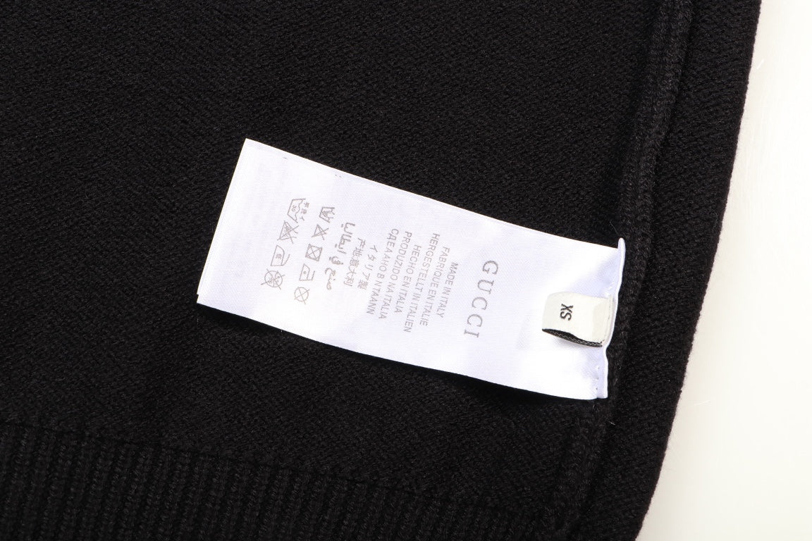 Gucci Signature E0E7 Sweater - Image 9