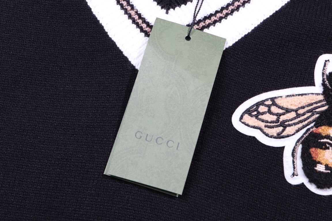 Gucci Signature E0E7 Sweater - Image 7