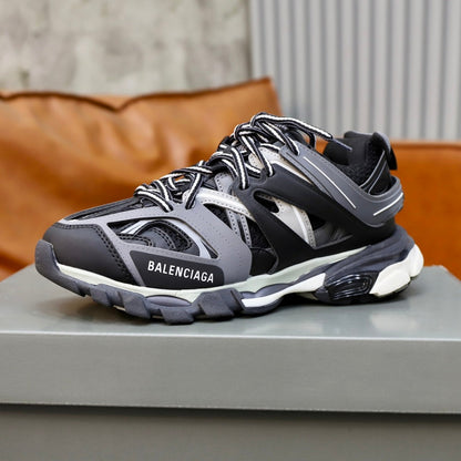Balenciaga Men's Sneakers - Style 425775
