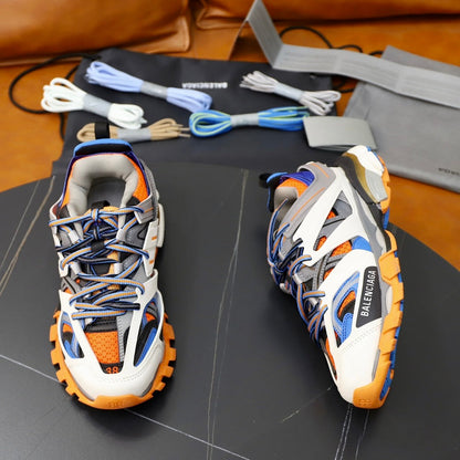Balenciaga Men's Sneakers - Style 426011