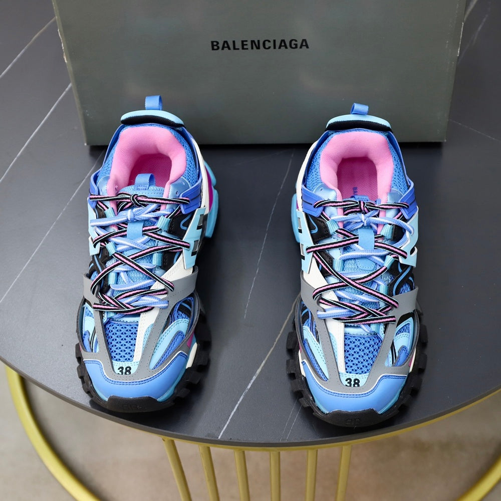 Balenciaga Men's Sneakers - Style 425775