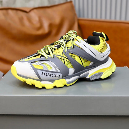 Balenciaga Men's Sneakers - Style 425775