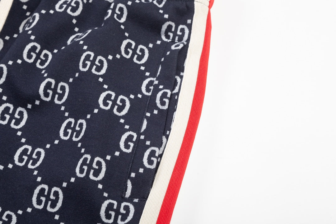 Gucci Signature 05E4 Shorts - Image 8