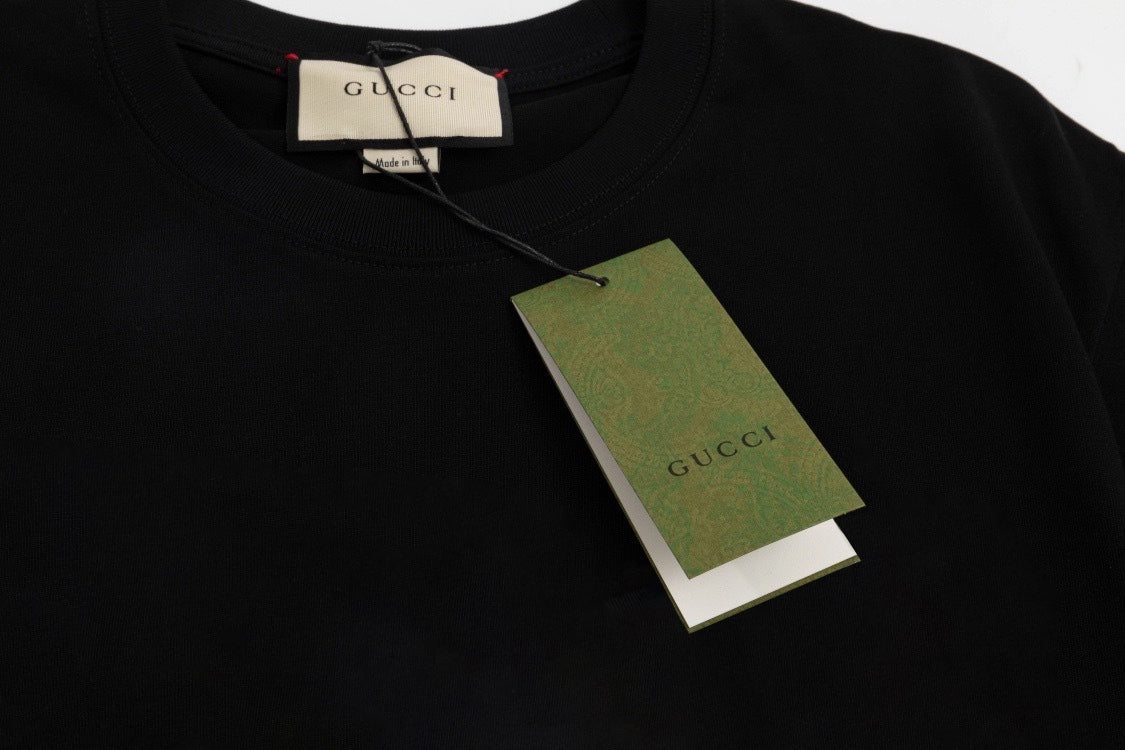 Gucci Signature 6580 Apparel - Image 13