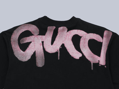 Gucci Contrast Logo T-Shirt - Image 18