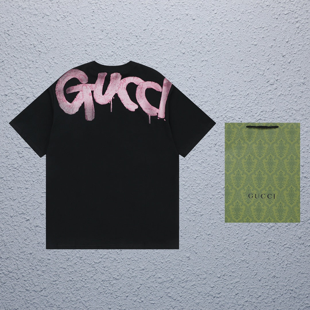 Gucci Contrast Logo T-Shirt - Image 11
