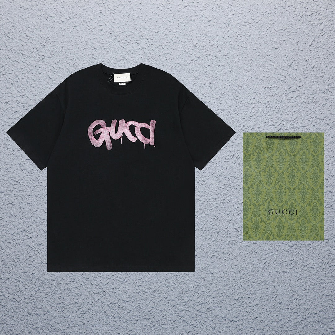 Gucci Contrast Logo T-Shirt - Image 10