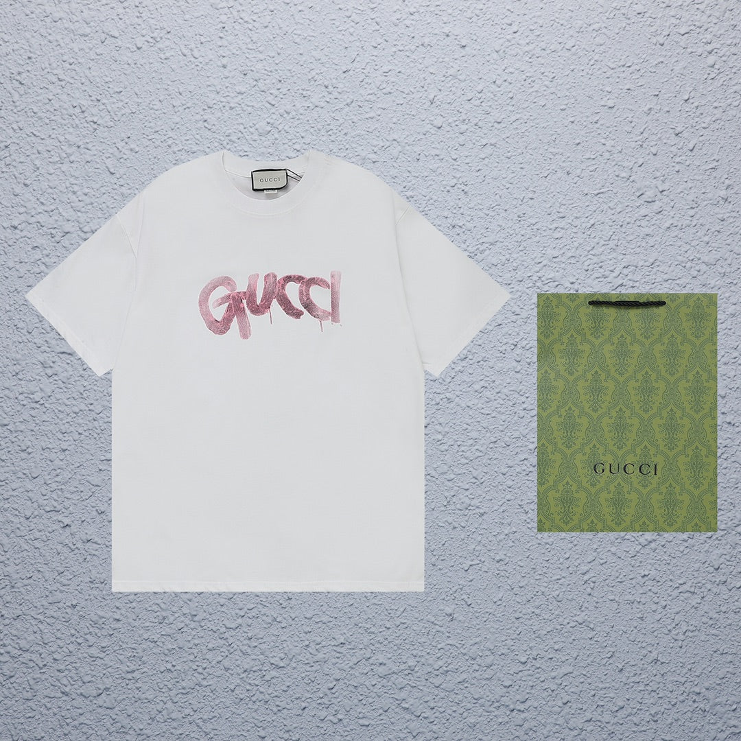 Gucci Contrast Logo T-Shirt - Image 1
