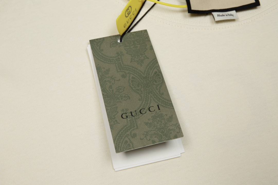 Gucci Graffiti Logo T-Shirt - Image 13