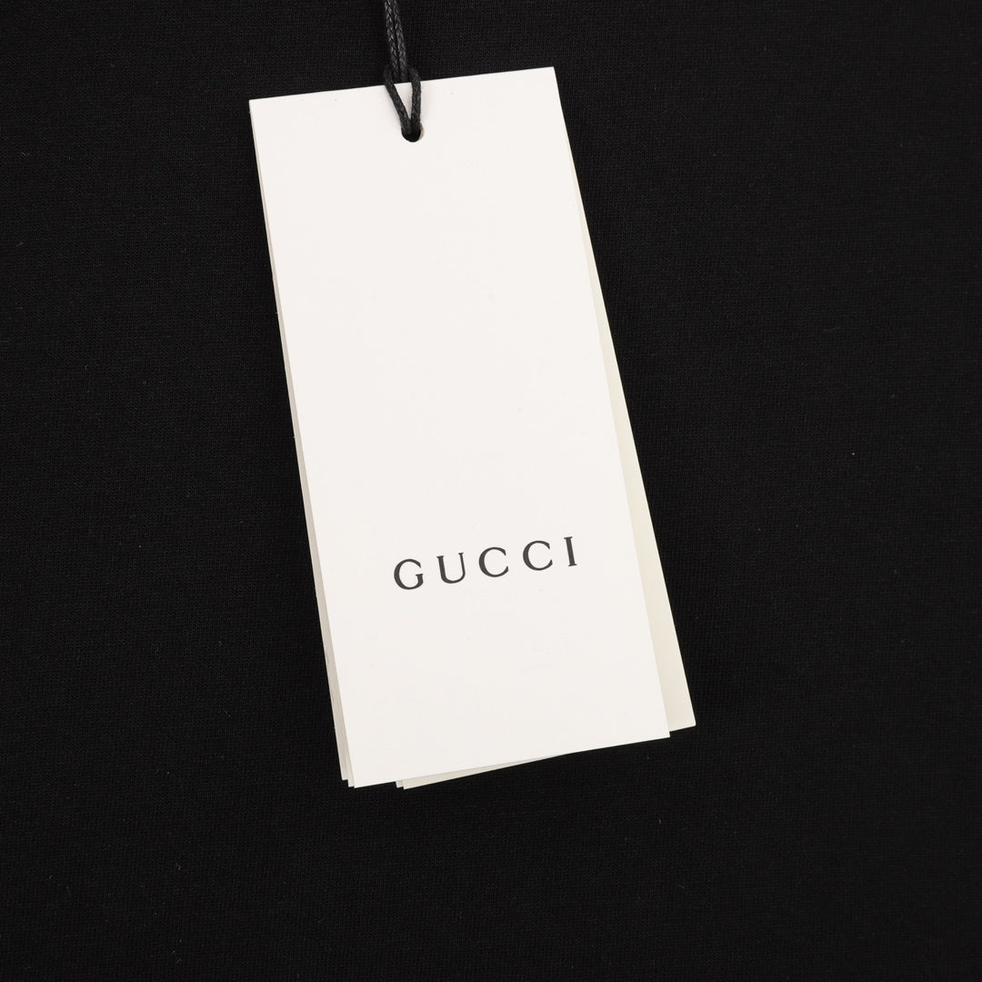 Gucci Logo T-Shirt - Image 35