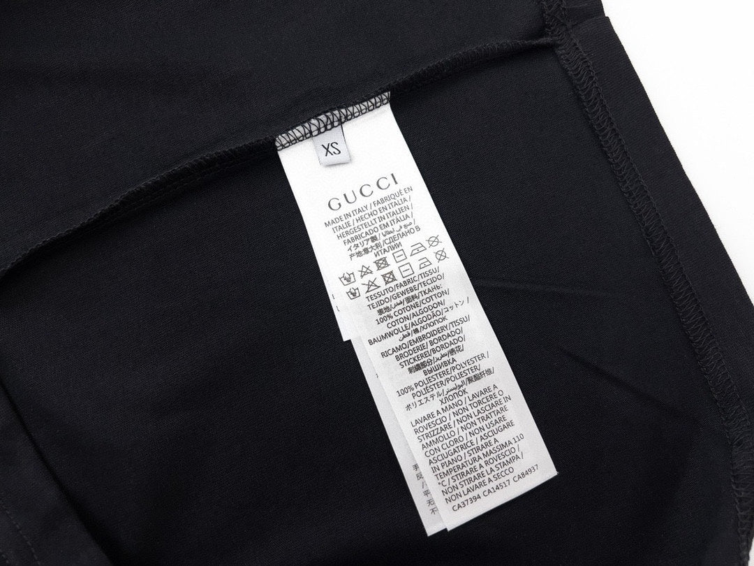 Gucci Signature 6965 T-Shirt - Image 16