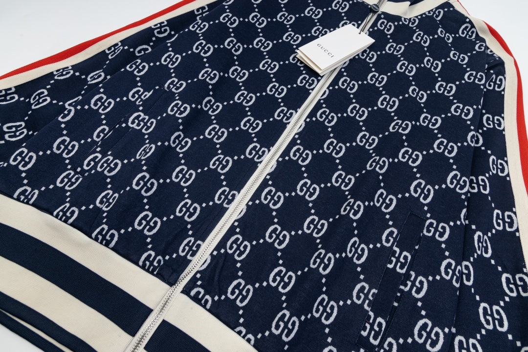 Gucci LOGO Jacket - Image 11