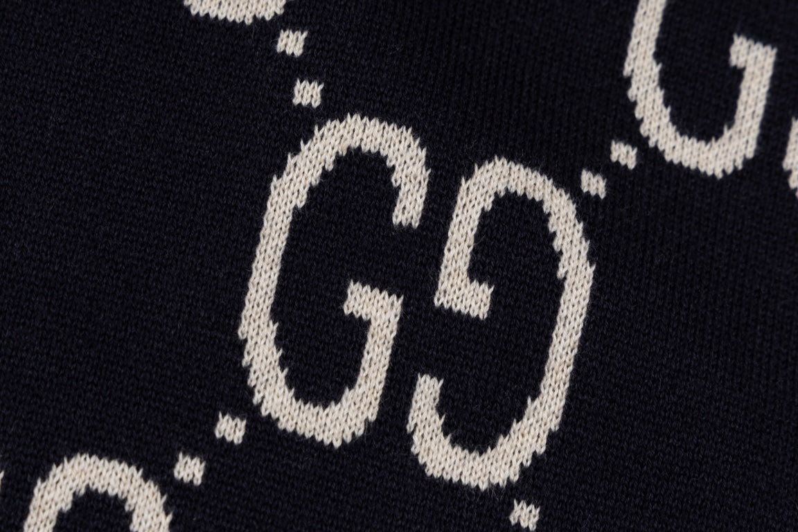 Gucci Signature 42D7 Sweater - Image 7