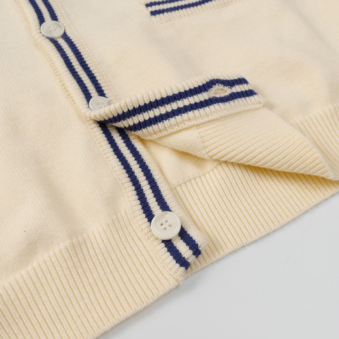 Gucci Signature 3B0A Apparel - Image 8