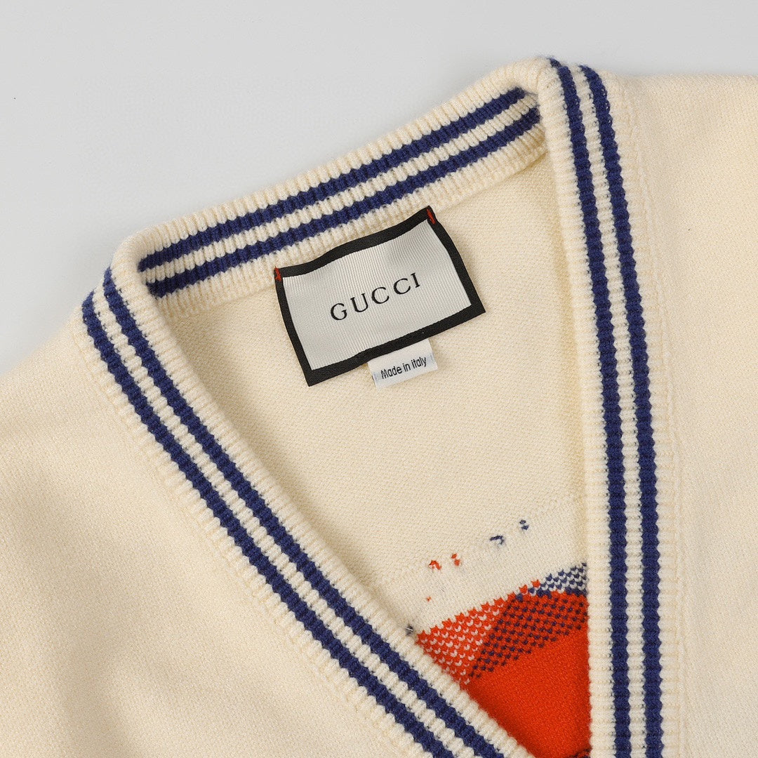 Gucci Signature 3B0A Apparel - Image 9