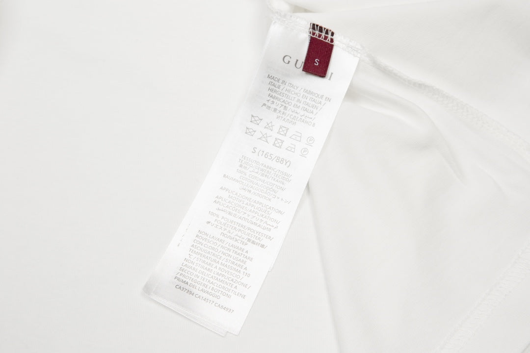 Gucci Logo T-Shirt - Image 6