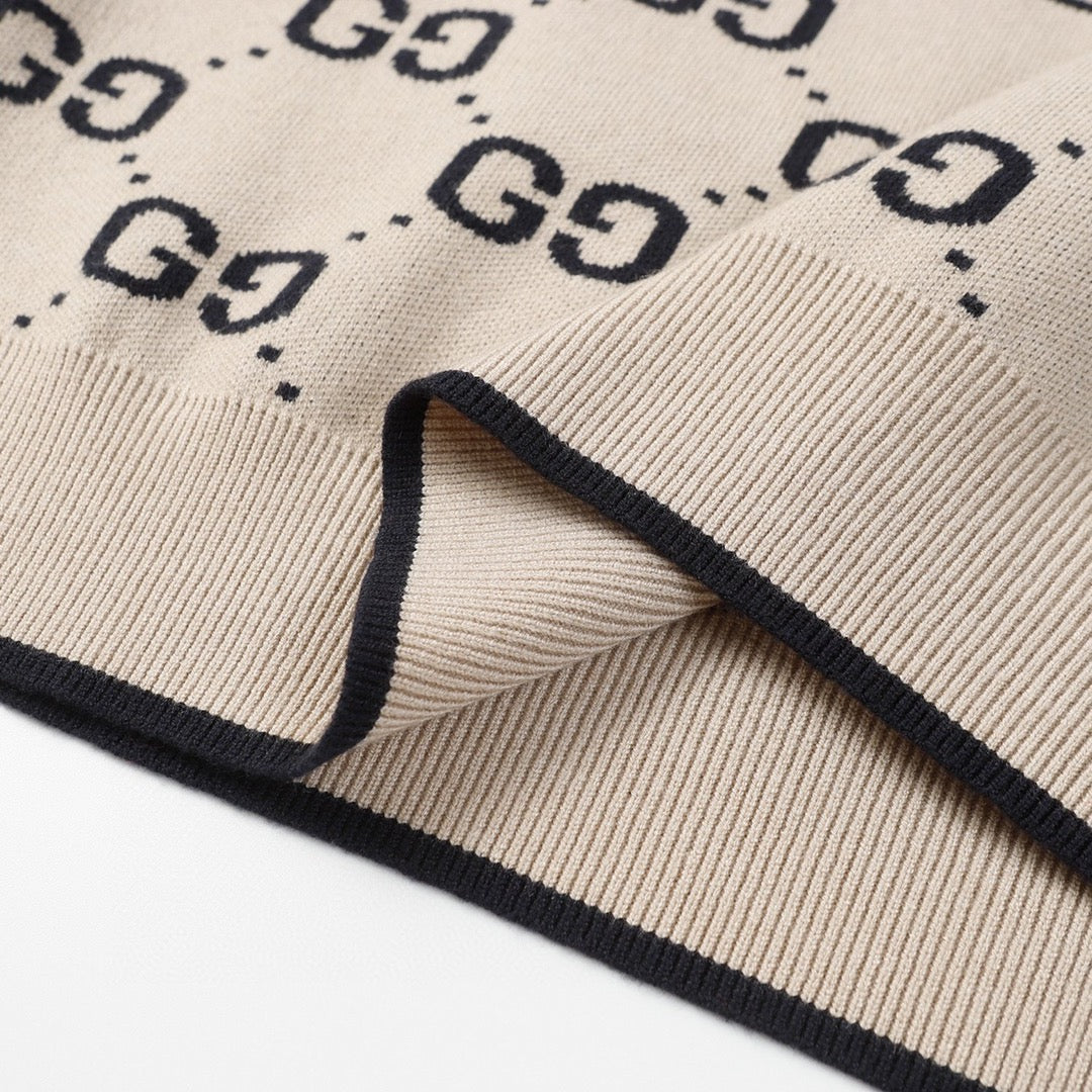 Gucci Signature 8D19 Hoodie - Image 71