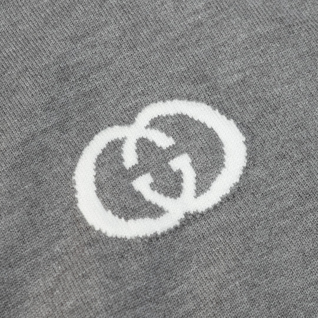 Gucci Signature E8FC Sweater - Image 8
