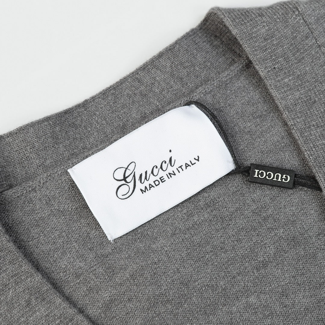 Gucci Signature E8FC Sweater - Image 7