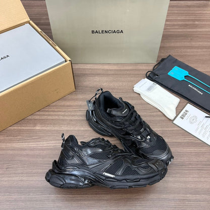 Balenciaga Runner 2.0 7th Sneaker #02 - Color 01 - Image 6
