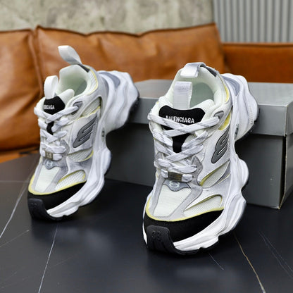 Balenciaga Men's Shoes - Style 425832