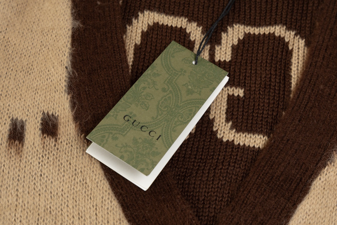 Gucci Signature D41D Sweater - Image 6