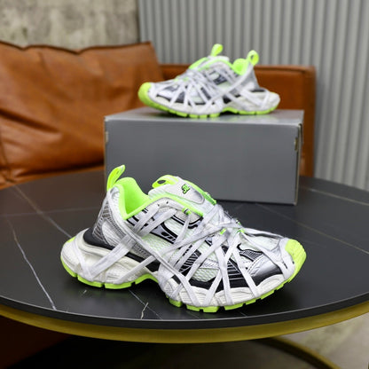Designer Men's Sneakers - Style 425463