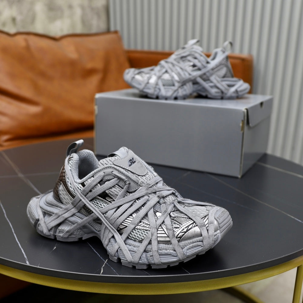 Designer Men's Sneakers - Style 425463