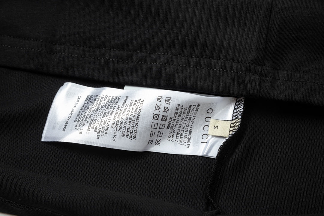 Gucci Double G T-Shirt - Image 17