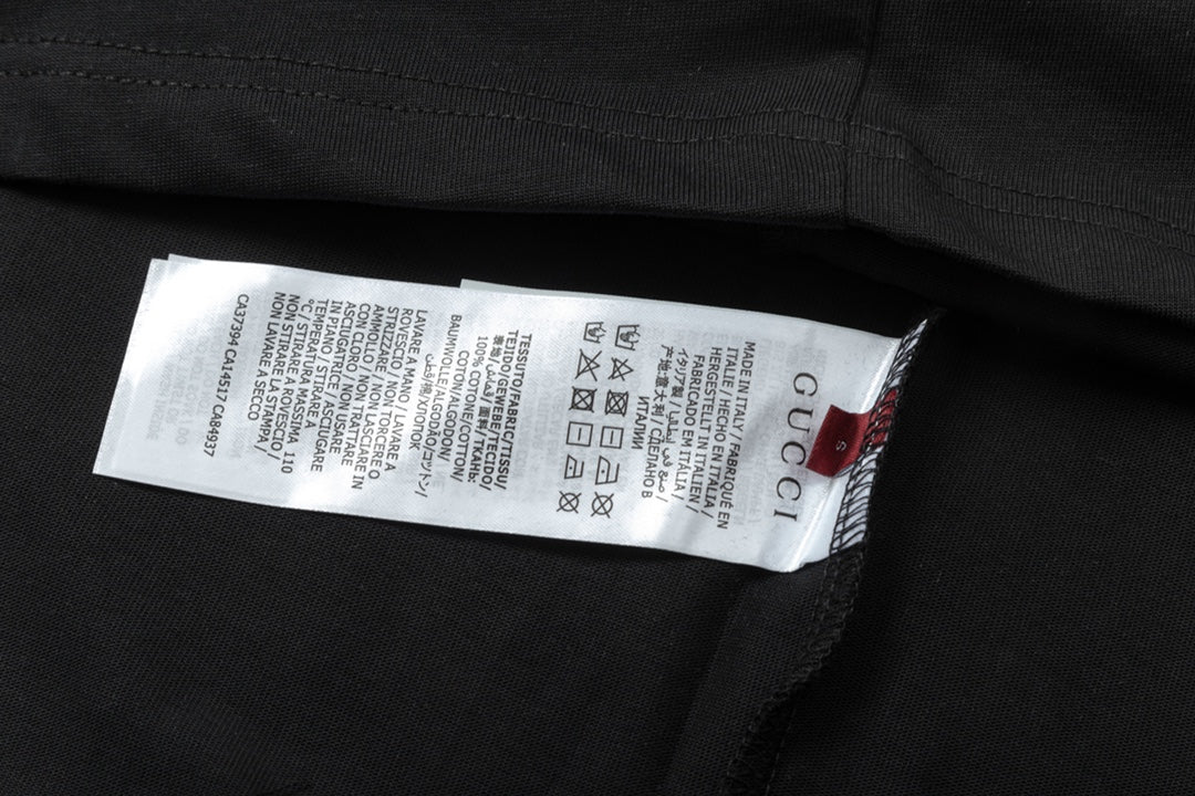 Gucci Double G T-Shirt - Image 17
