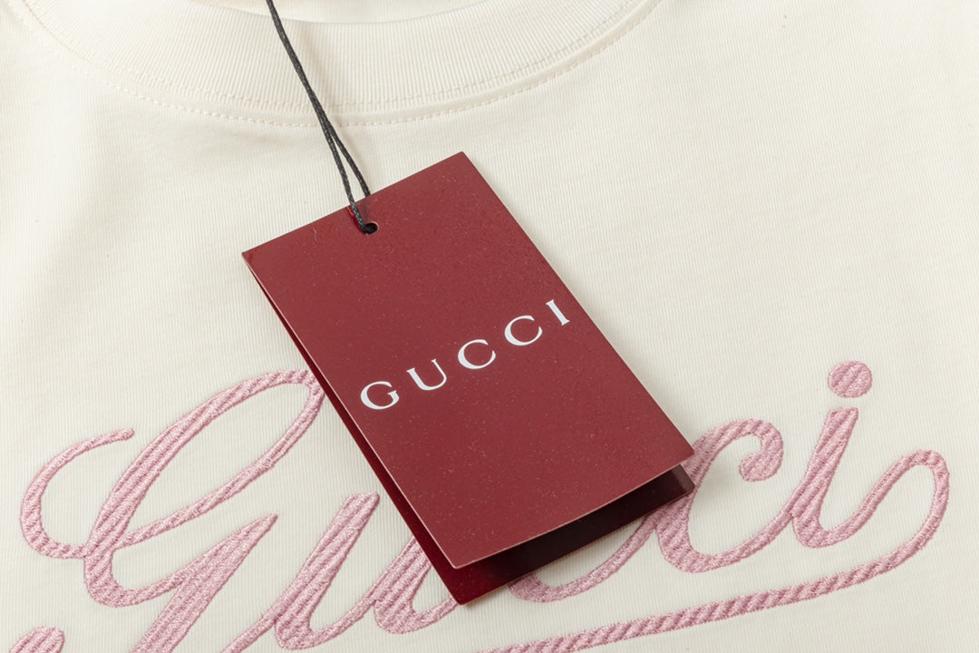 Gucci Double G T-Shirt - Image 12