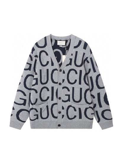 Gucci Signature 51F7 Apparel - Image 4