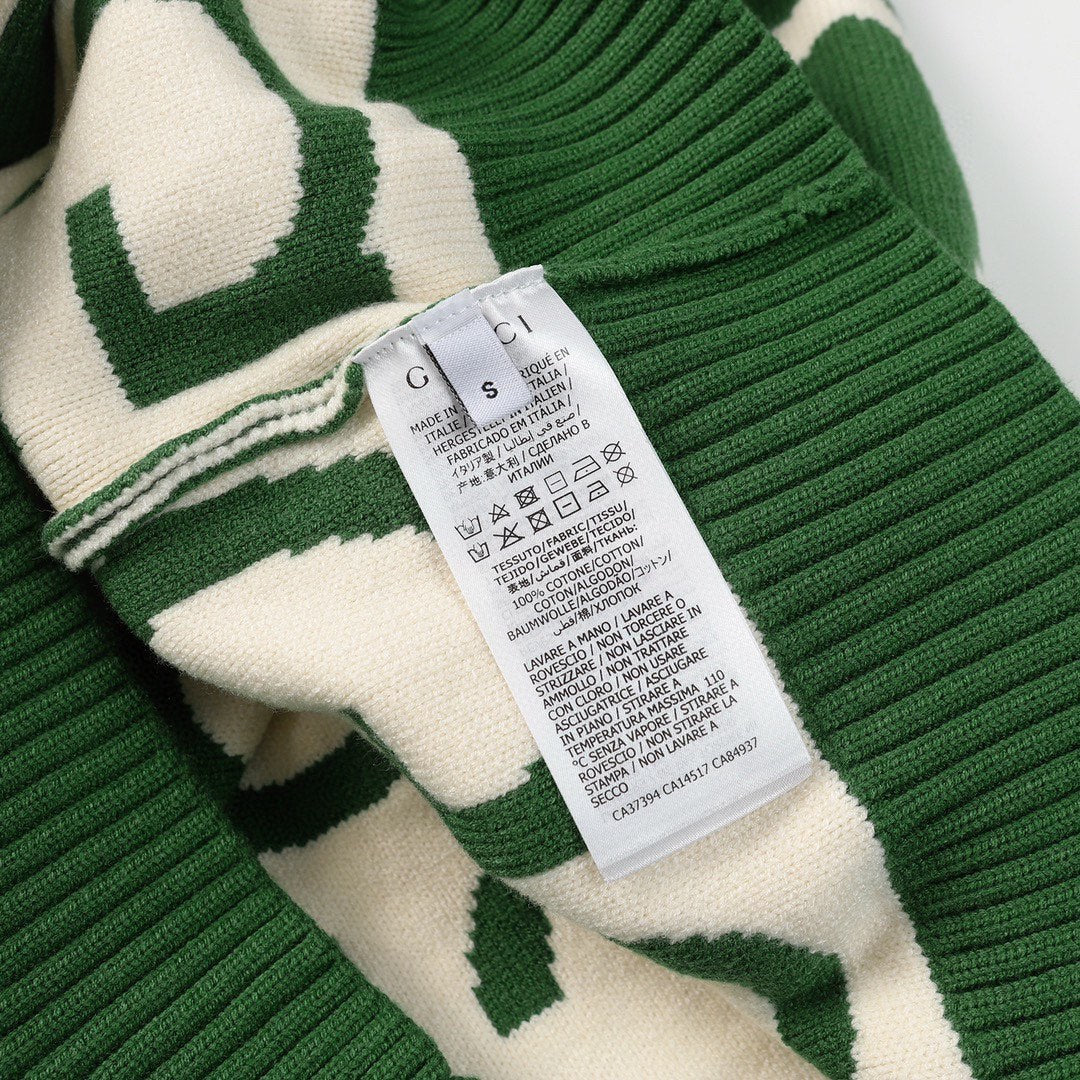 Gucci Signature C343 T-Shirt - Image 11