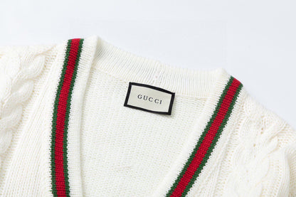 Gucci Signature 879F Apparel - Image 3