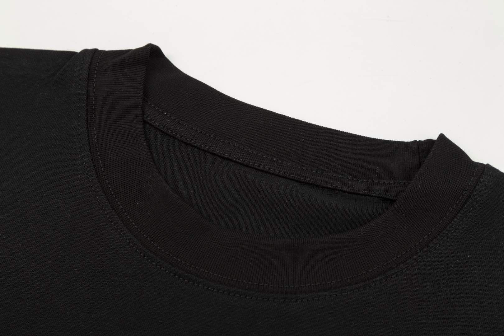 Gucci Logo Print T-Shirt - Image 38