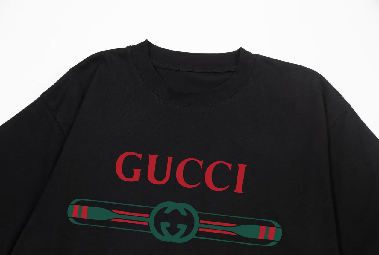 Gucci Logo Print T-Shirt - Image 39